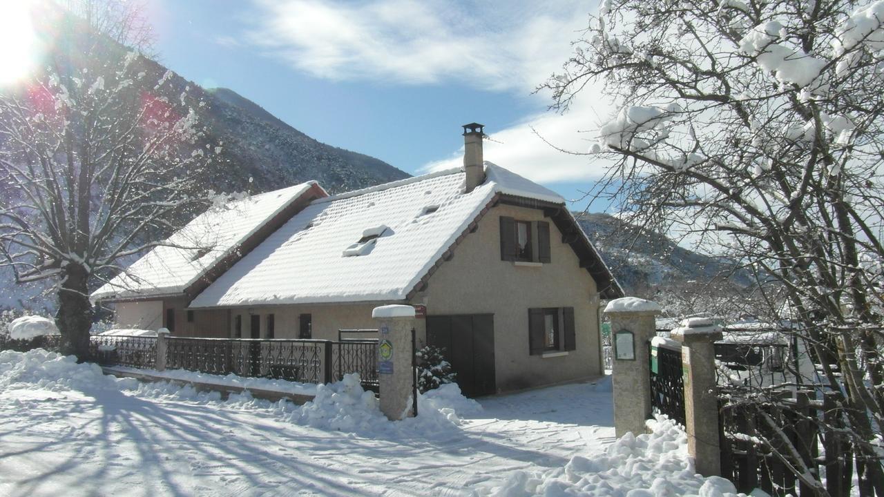 Au Vieux Tilleul Veynes Exterior foto
